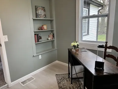 2241 Wallace Avenue North Chicago IL 60064