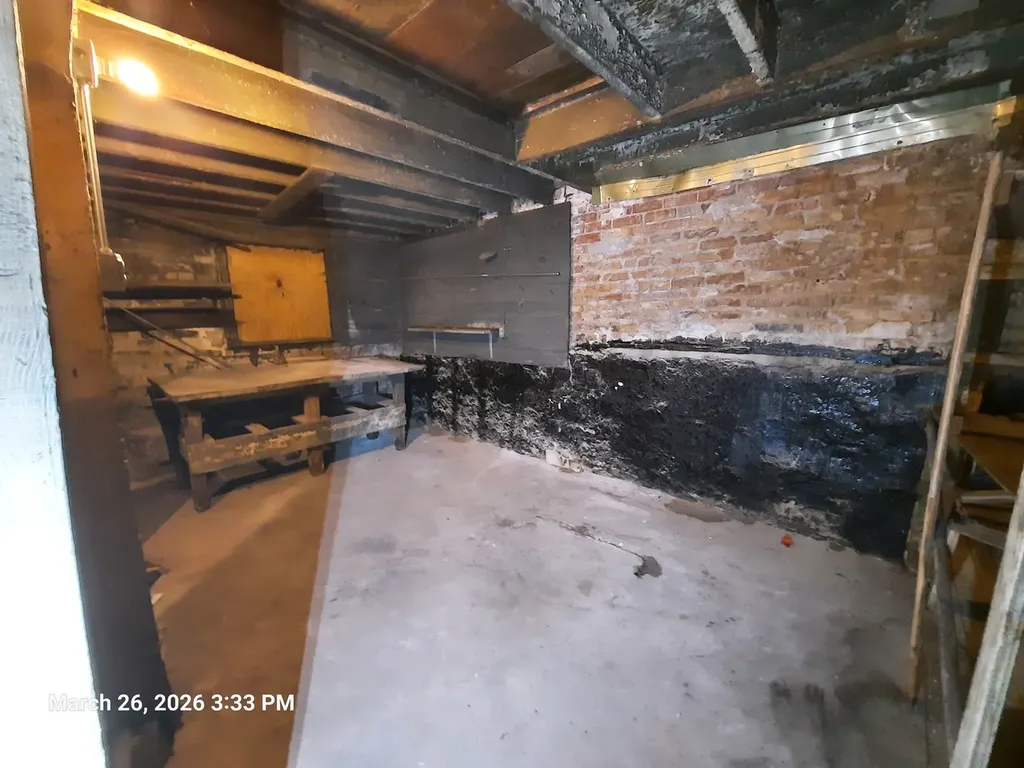 4516 West Van Buren Street Chicago IL 60624