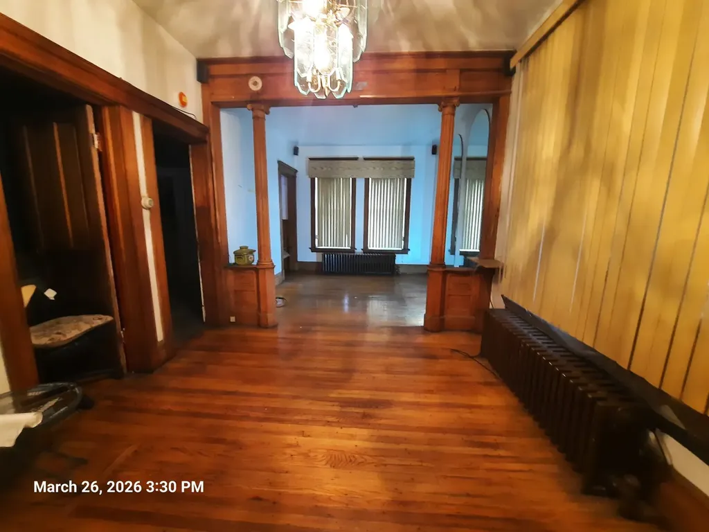 4516 West Van Buren Street Chicago IL 60624