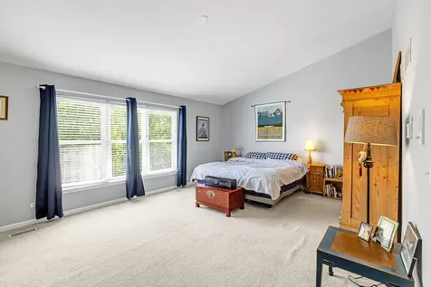 4 Sherwood Court Lake In The Hills IL 60156