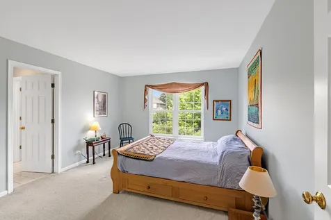 4 Sherwood Court Lake In The Hills IL 60156