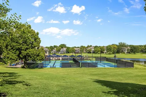 4 Sherwood Court Lake In The Hills IL 60156