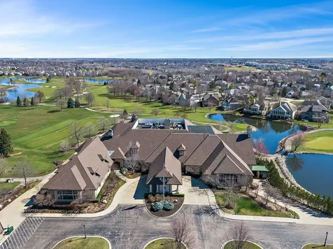 4 Sherwood Court Lake In The Hills IL 60156