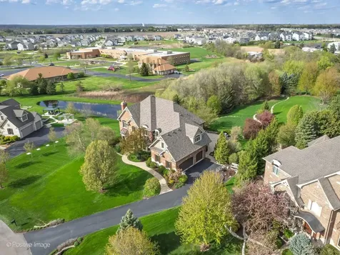 37W220 Mission Hills Drive St. Charles IL 60175