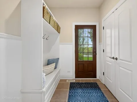 37W220 Mission Hills Drive St. Charles IL 60175