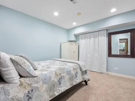 37W220 Mission Hills Drive St. Charles IL 60175