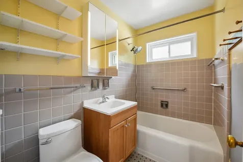 746 Dodge Avenue Evanston IL 60202