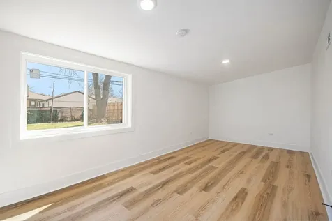 1943 Mayfair Avenue Westchester IL 60154