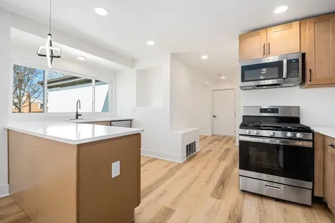 1943 Mayfair Avenue Westchester IL 60154