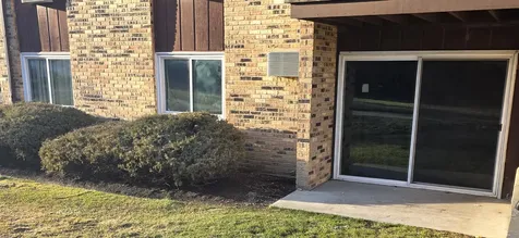 1045 Higgins Quarters Drive Hoffman Estates IL 60169