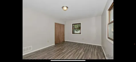 2923 Ezra Avenue N Zion IL 60099