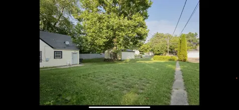 2923 Ezra Avenue N Zion IL 60099