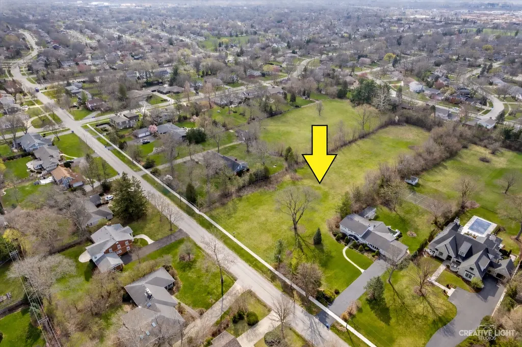 110 East Farnham Lane Wheaton IL 60189