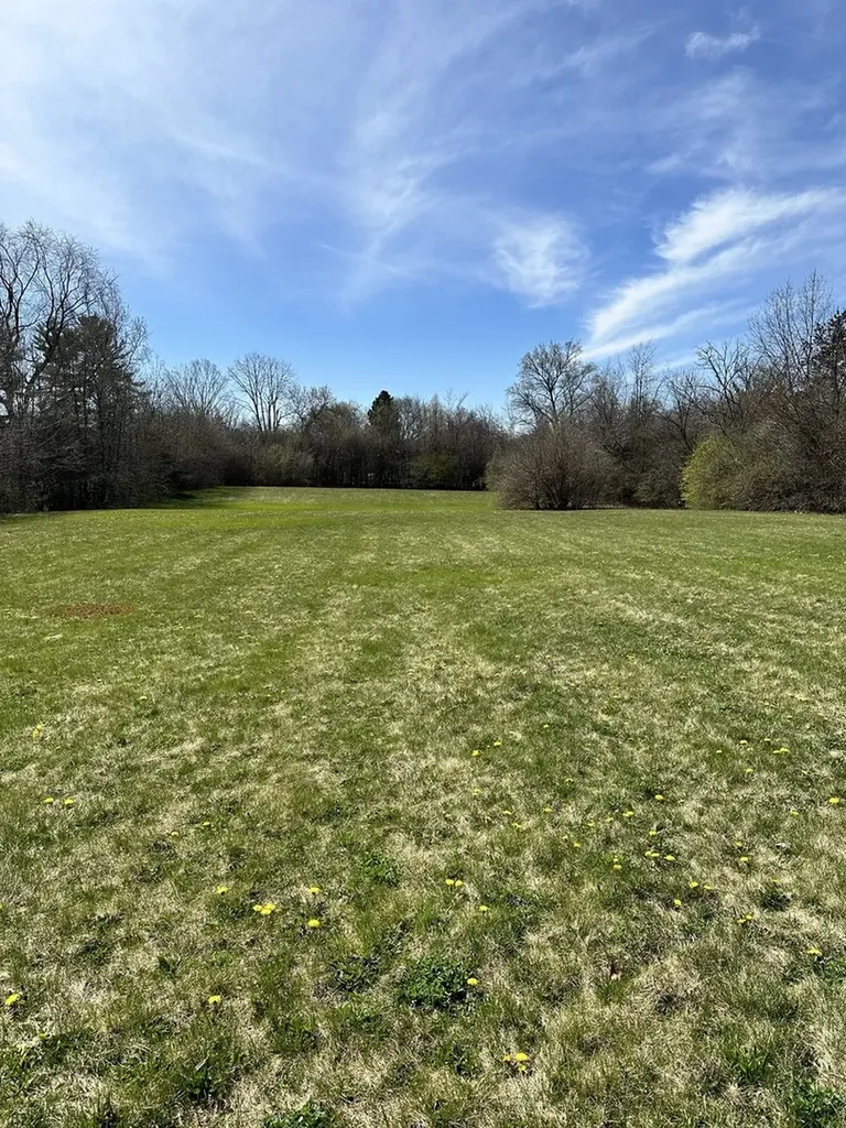 110 East Farnham Lane Wheaton IL 60189