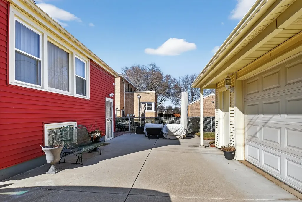 8407 South Wolcott Avenue Chicago IL 60620