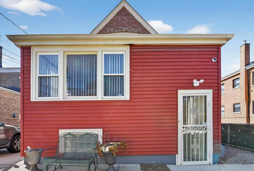 8407 South Wolcott Avenue Chicago IL 60620