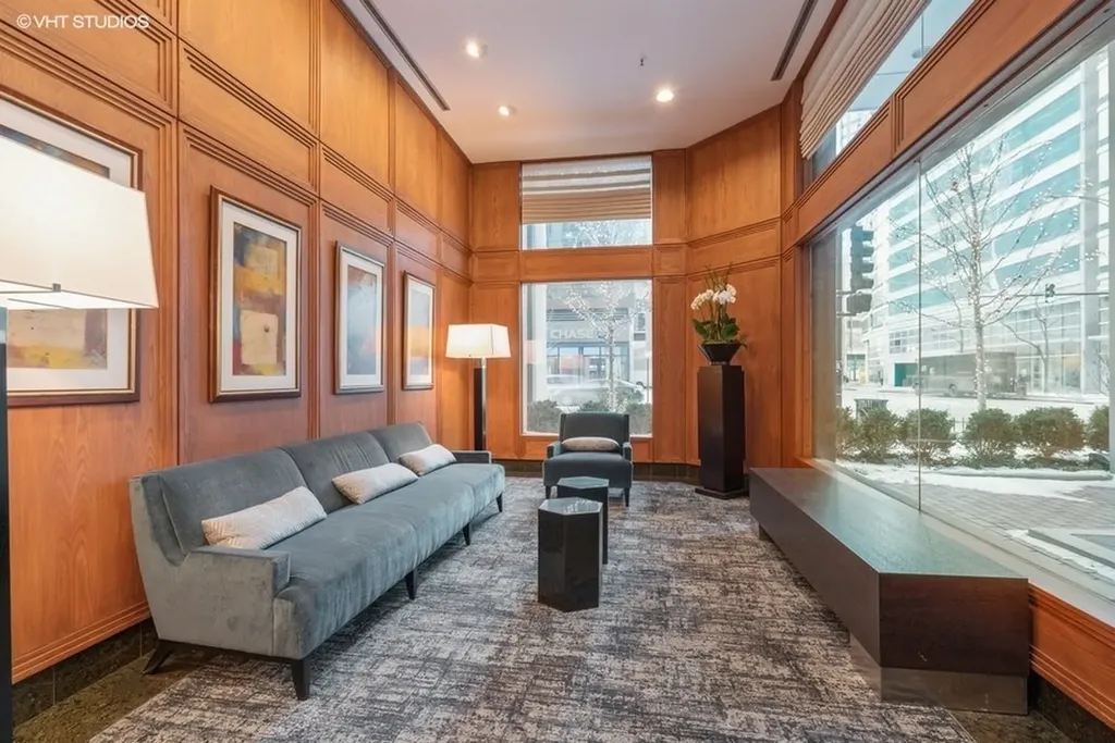 400 East Ohio Street Chicago IL 60611