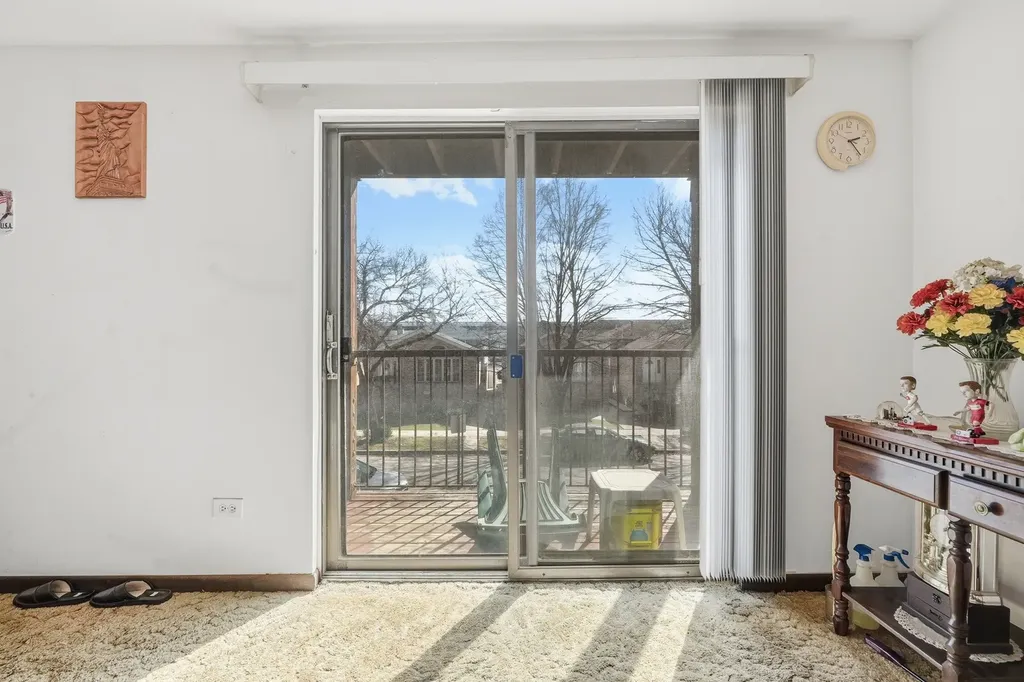 6728 West 64th Place Chicago IL 60638