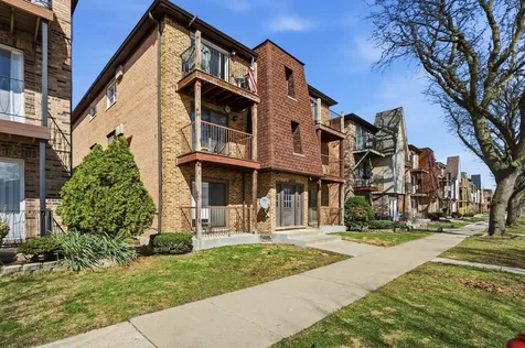 6728 West 64th Place Chicago IL 60638