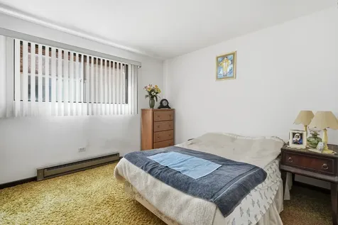 6728 West 64th Place Chicago IL 60638