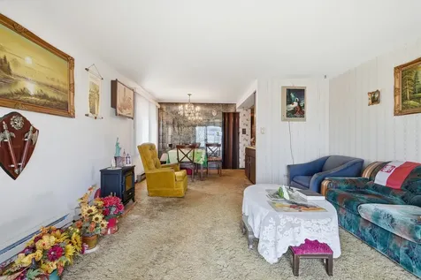 6728 West 64th Place Chicago IL 60638