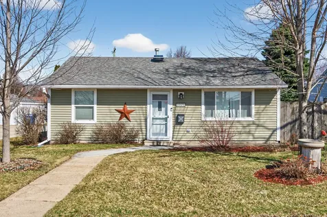 1021 East Taylor Street Dekalb IL 60115