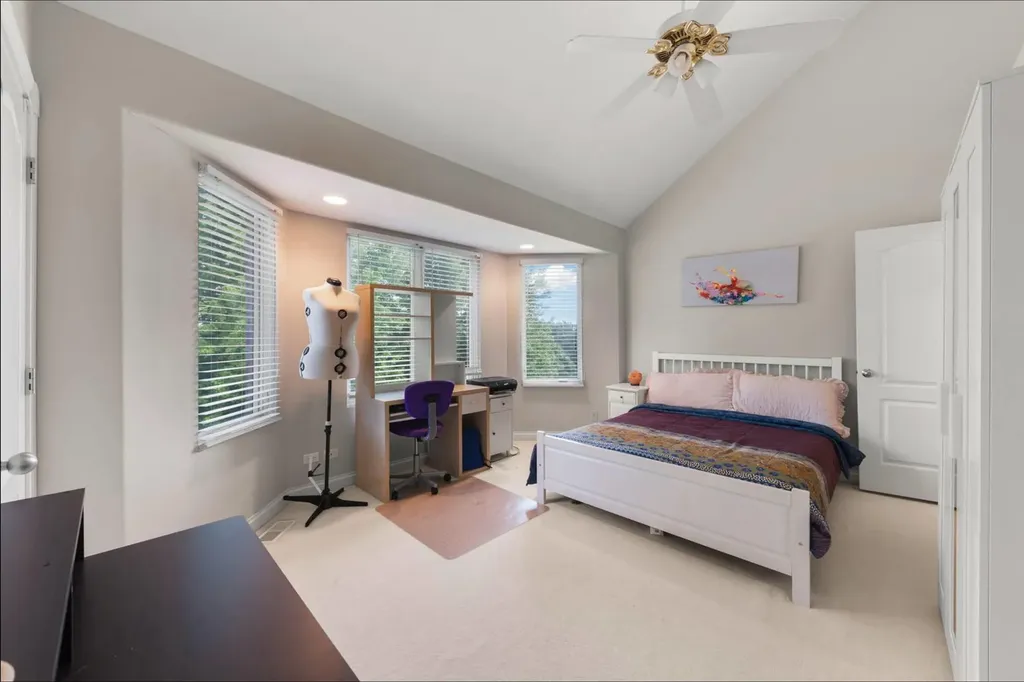 2308 Fleetwood Court Naperville IL 60565