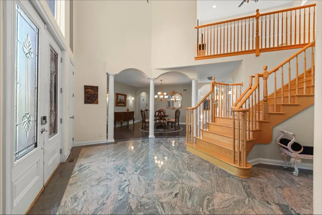 2308 Fleetwood Court Naperville IL 60565