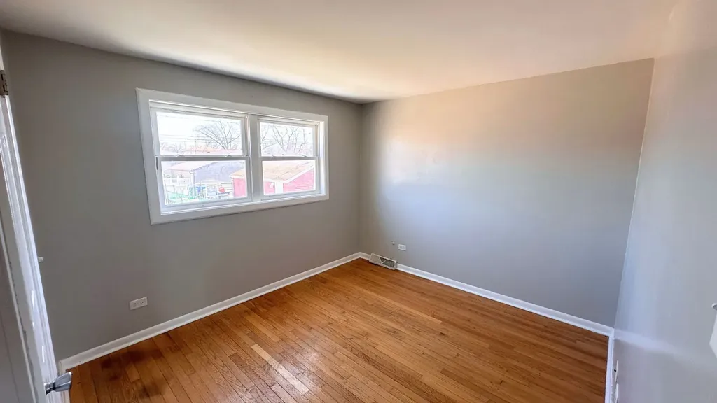 12741 South Manistee Avenue Chicago IL 60633