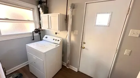 12741 South Manistee Avenue Chicago IL 60633