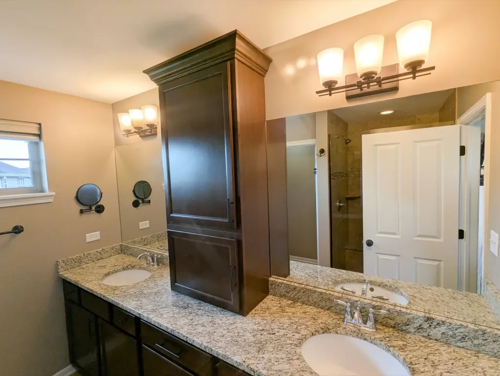 15820 Mueller Way New Lenox IL 60451