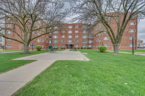 222 Madison Street Joliet IL 60435