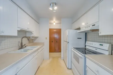 222 Madison Street Joliet IL 60435