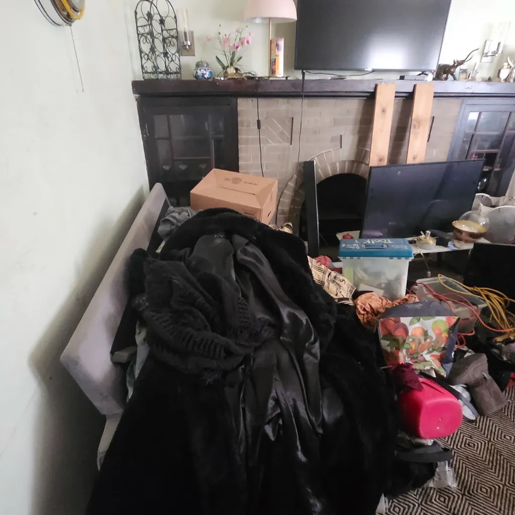 2821 East 77th Place Chicago IL 60649