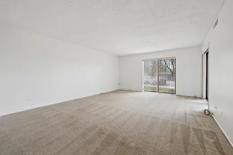 1325 North Sterling Avenue Palatine IL 60067