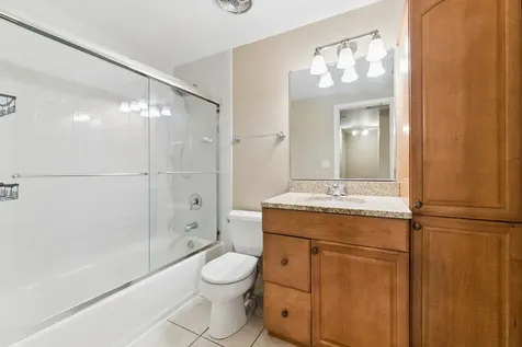 1813 Lancashire Court Schaumburg IL 60194