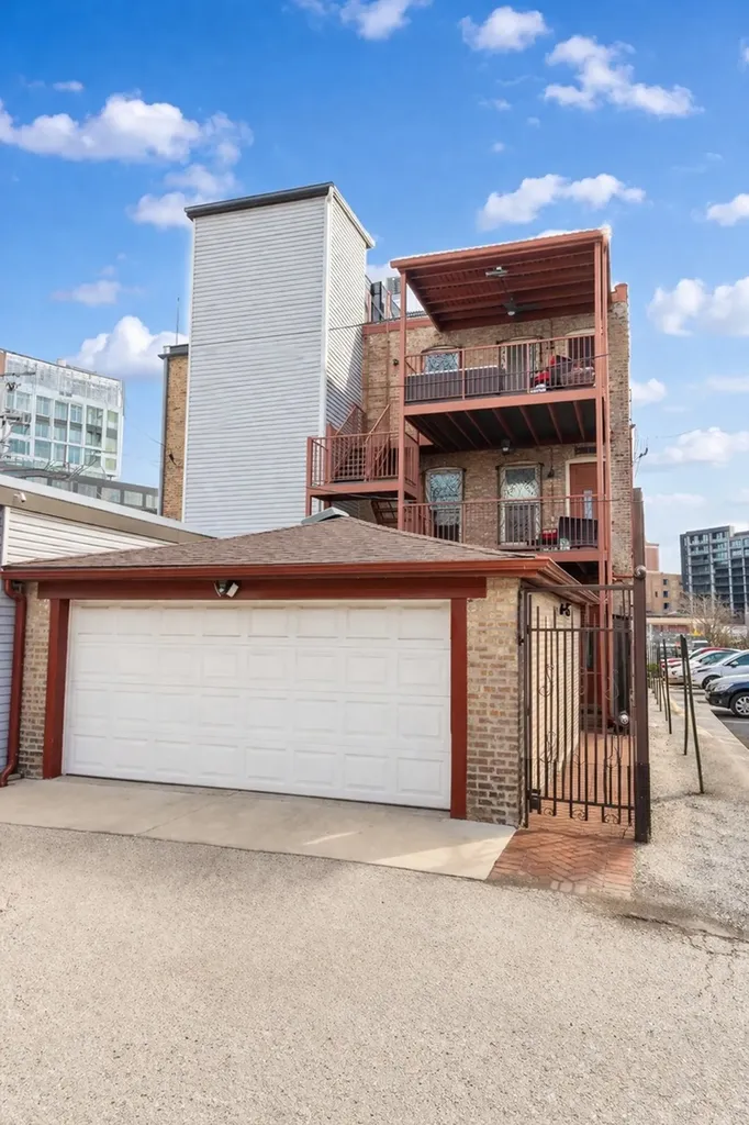 1420 West Fulton Street Chicago IL 60607