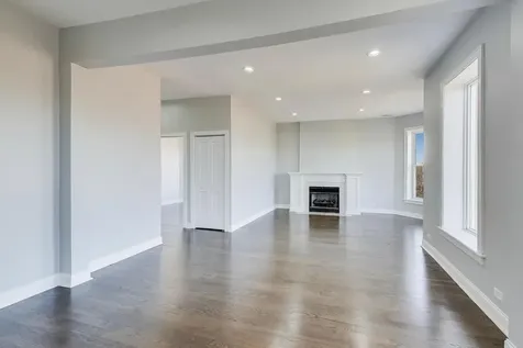313 East 60th Street Chicago IL 60637