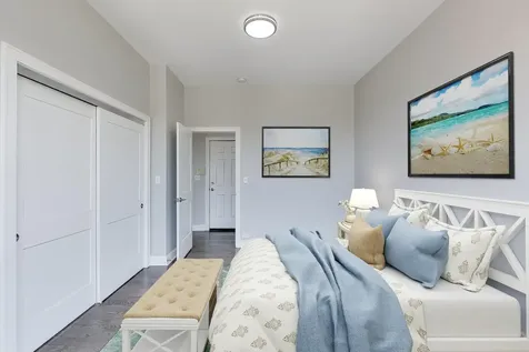 313 East 60th Street Chicago IL 60637