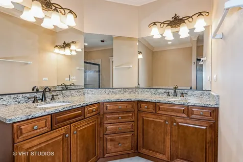 1803 Rizzi Lane Bartlett IL 60103