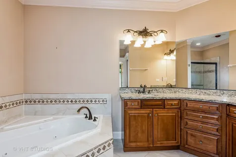1803 Rizzi Lane Bartlett IL 60103