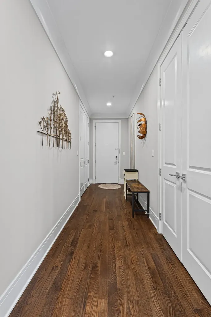 5748 North Hermitage Avenue Chicago IL 60660