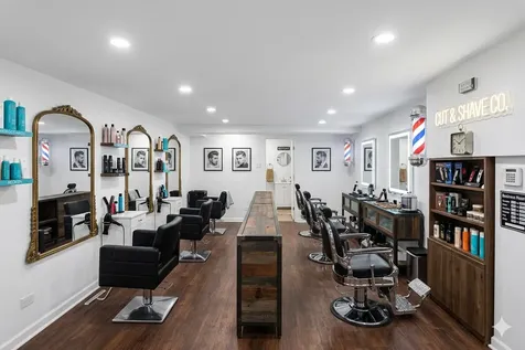 2144 West Montrose Avenue Chicago IL 60618