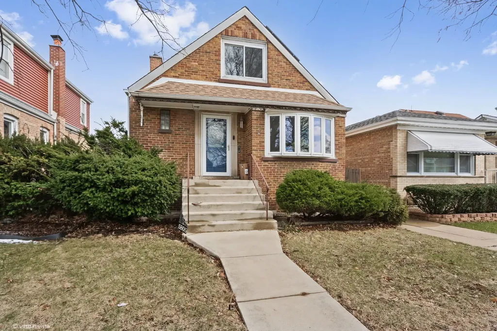 5805 South Kilbourn Avenue Chicago IL 60629