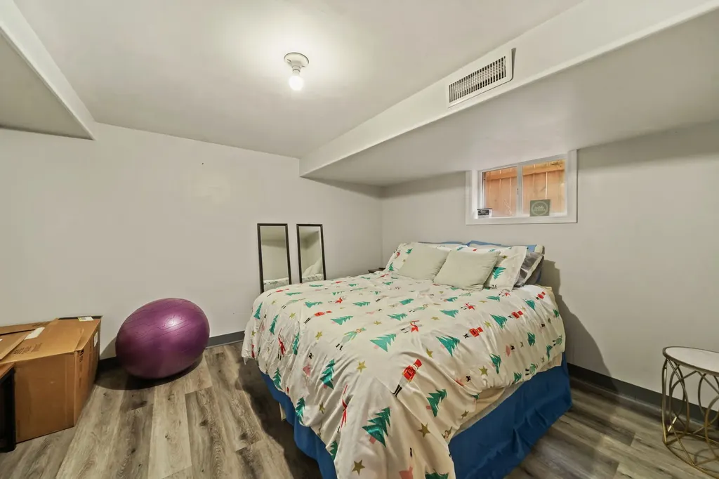 5805 South Kilbourn Avenue Chicago IL 60629
