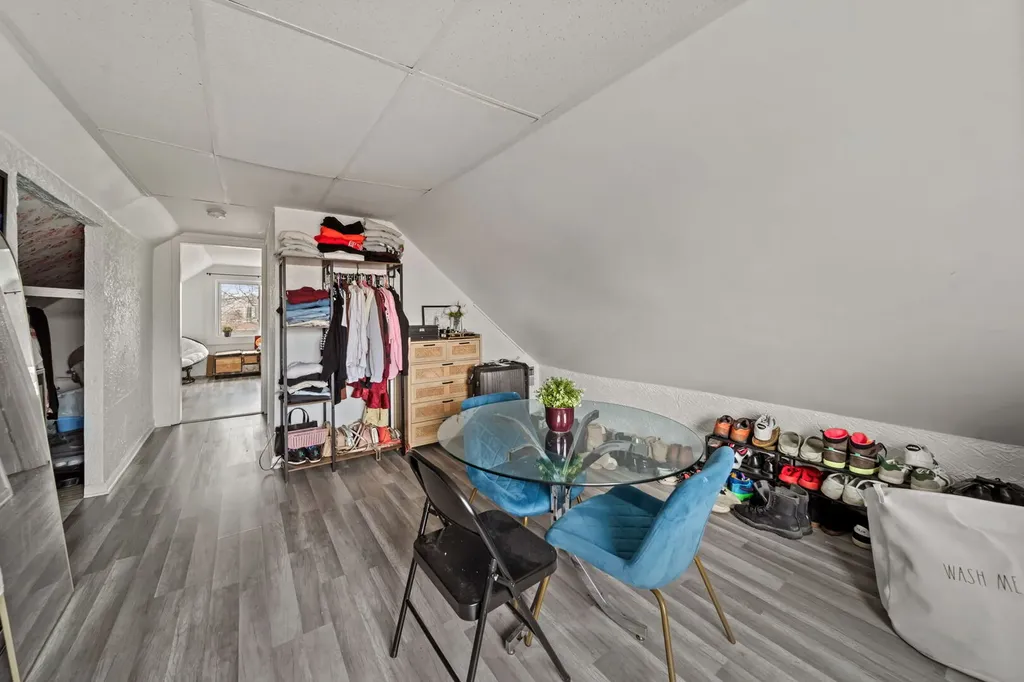 5805 South Kilbourn Avenue Chicago IL 60629