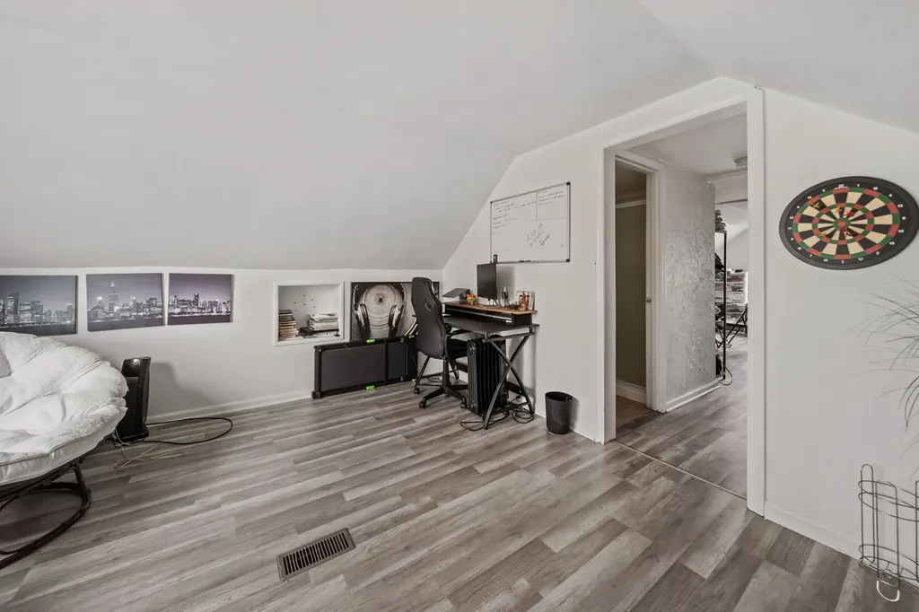 5805 South Kilbourn Avenue Chicago IL 60629