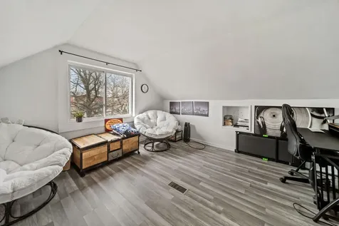 5805 South Kilbourn Avenue Chicago IL 60629