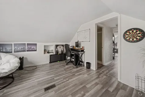 5805 South Kilbourn Avenue Chicago IL 60629