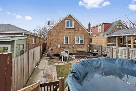 5805 South Kilbourn Avenue Chicago IL 60629